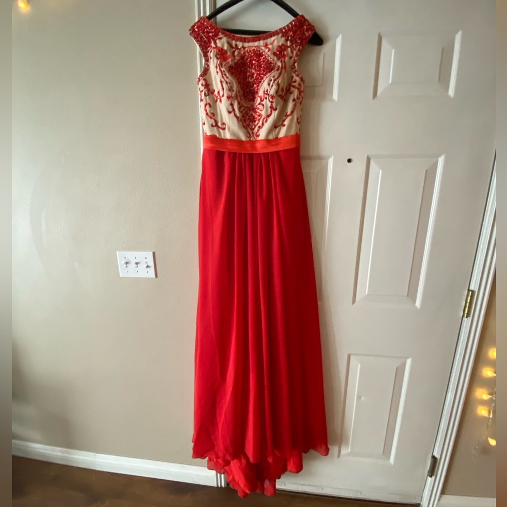 Prom formal gown